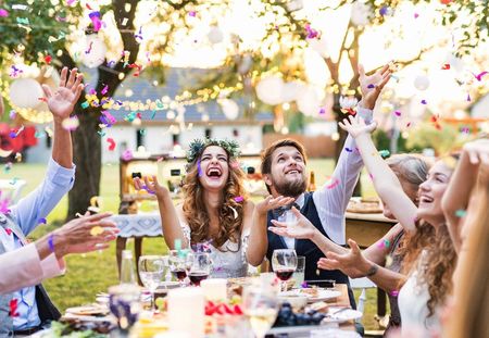 Comment divertir les invités ?